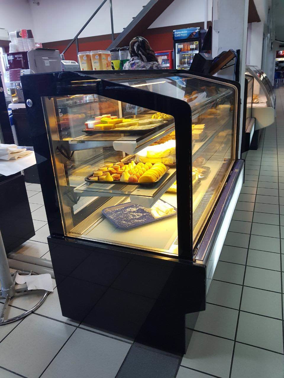 Pizza Salad Cake Display Cooler For Bakery Shop With 1.2 / 1.5 / 2m Four Sides Transparent Glass