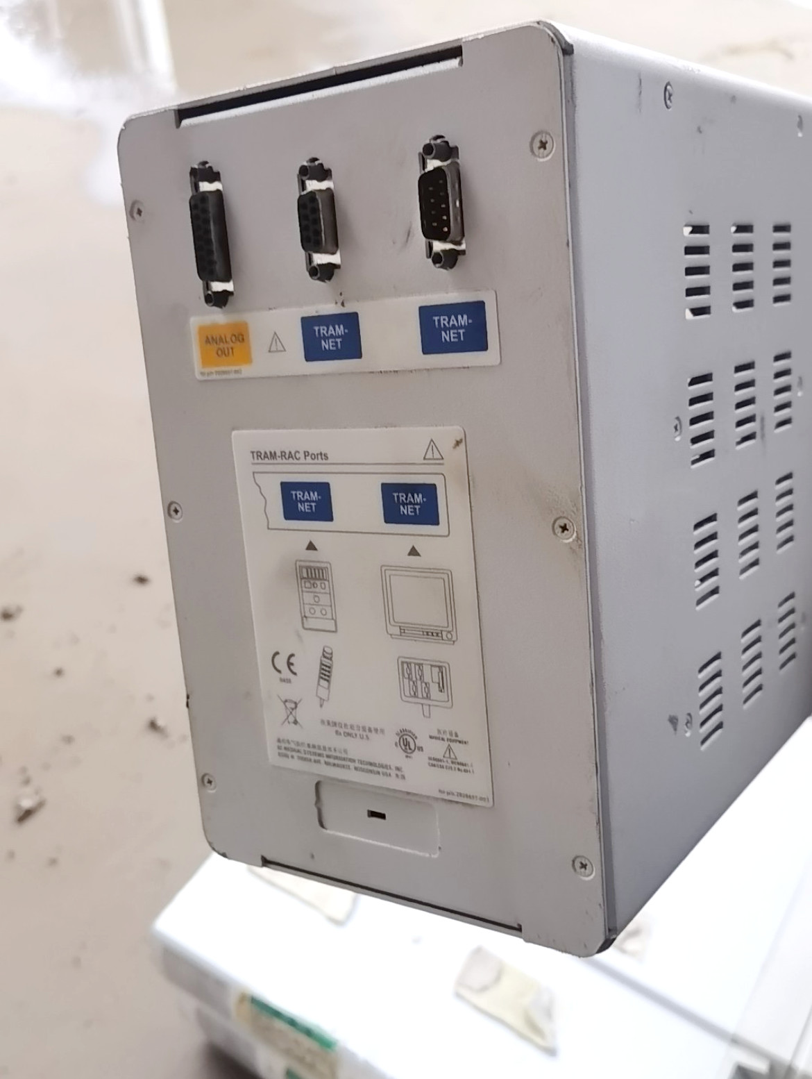 TRAM-RAC 4A Module Rack For GE SOAR8000 Series Patient Monitor