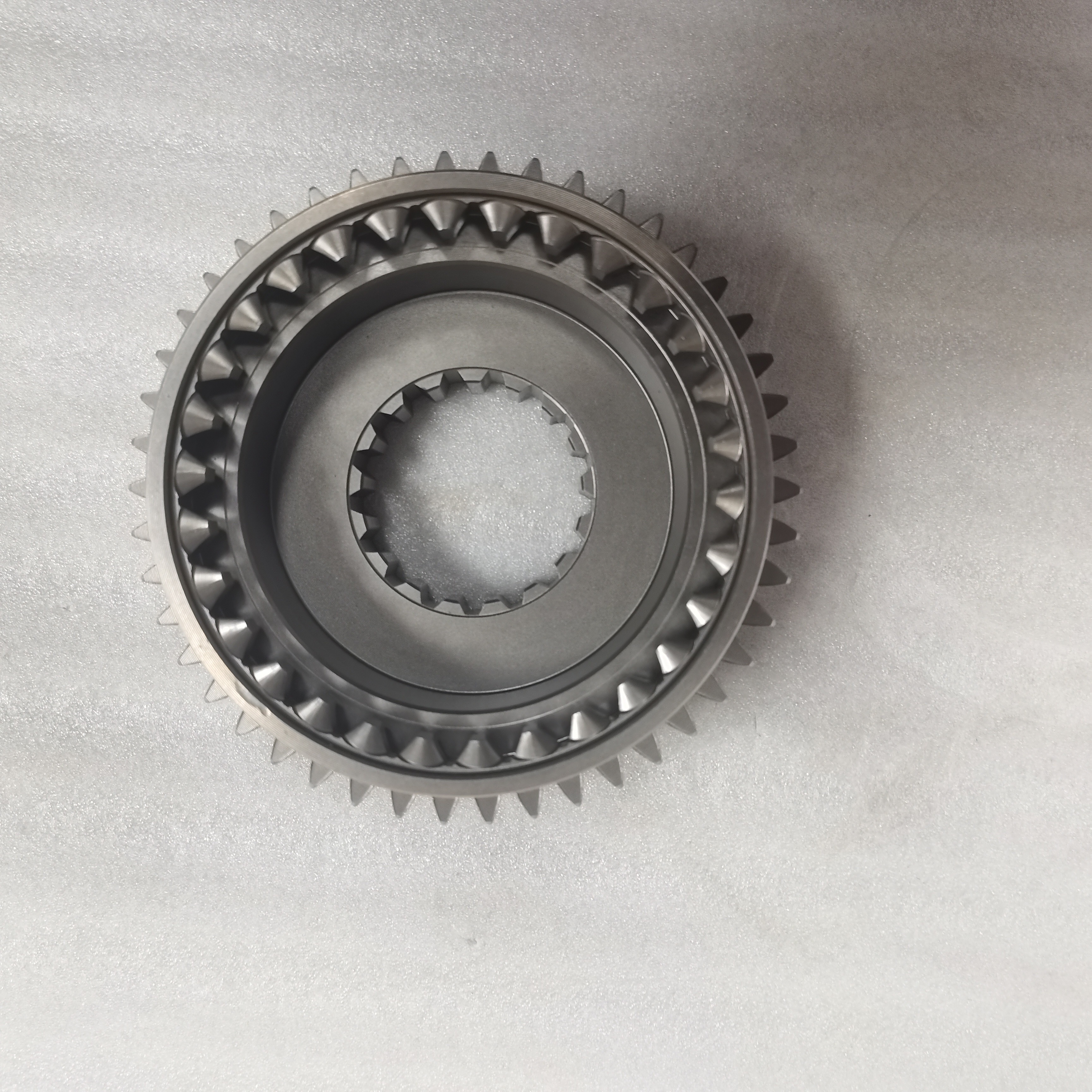 Shacman Truck Parts F3000 M3000 X3000 Engine Clutch Pressure Plate Assembly DZ9114160034