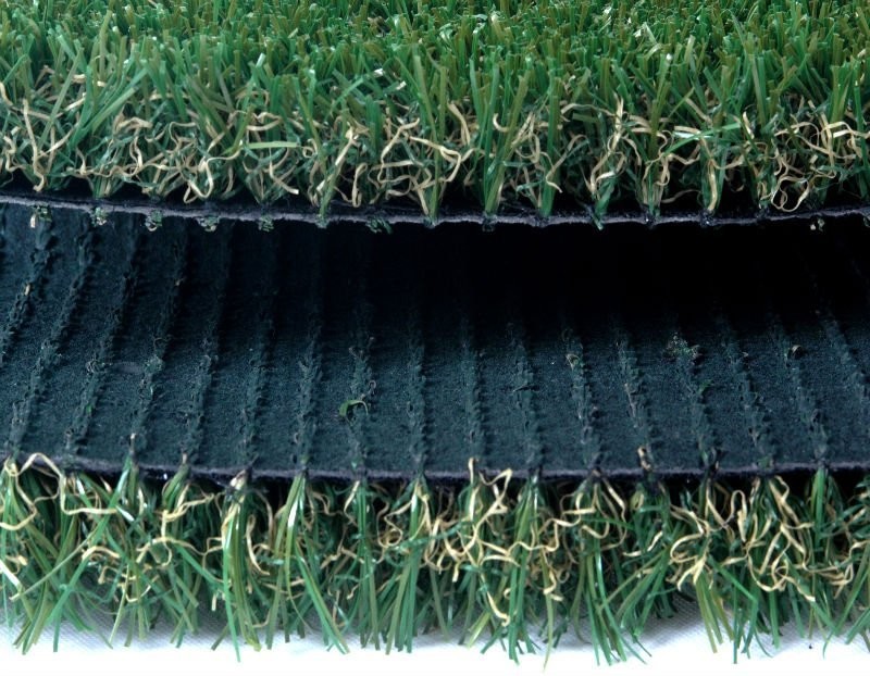 PE Artificial Leisure Turf Dtex 16200 For Pet Areas and Sports Fields With Gauge 3/8'' and High Density
