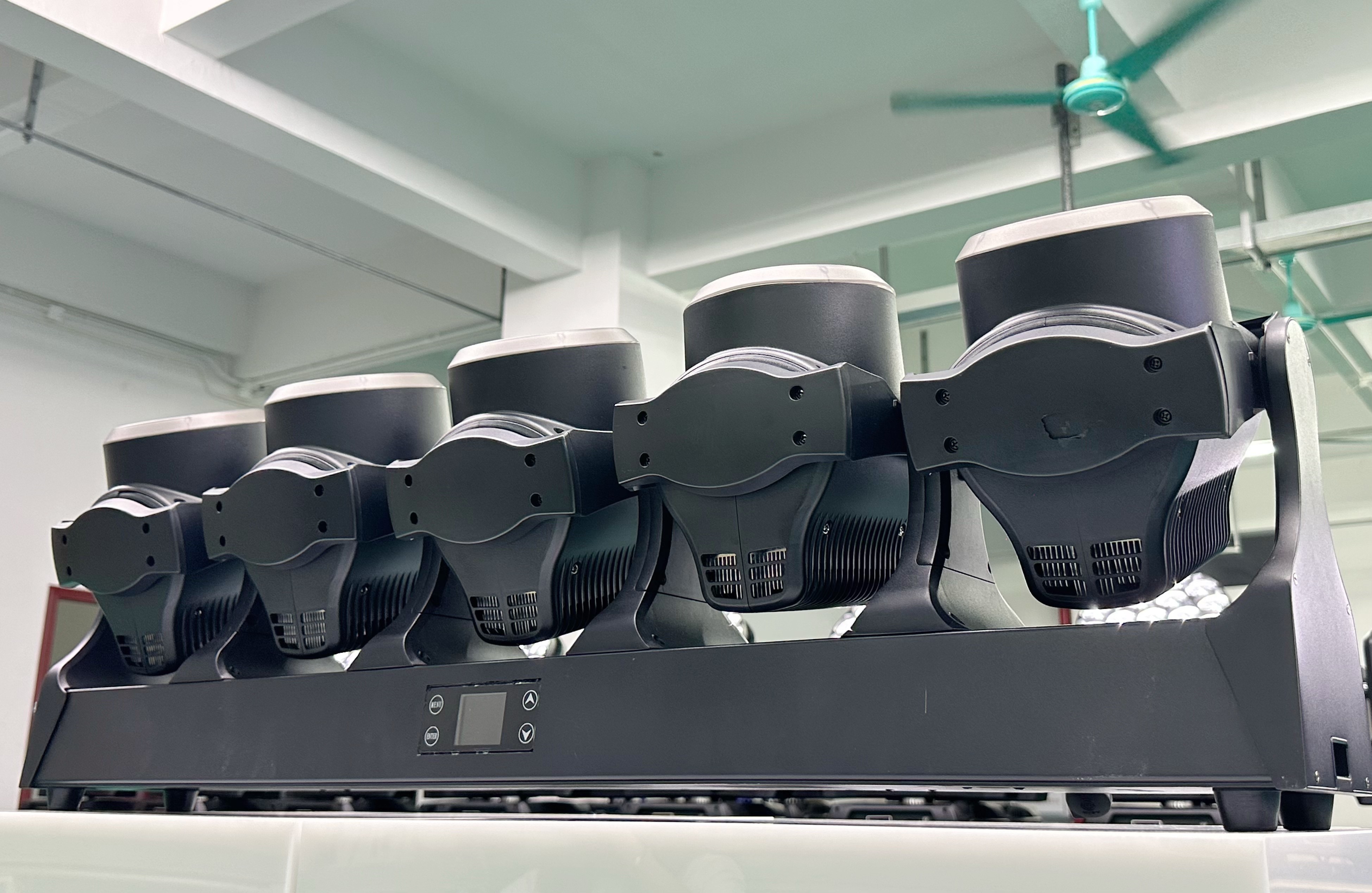 Newest 5 Eyes DMX Tornado 5*120W LED Beam RGBW Moving Head Rotating Light