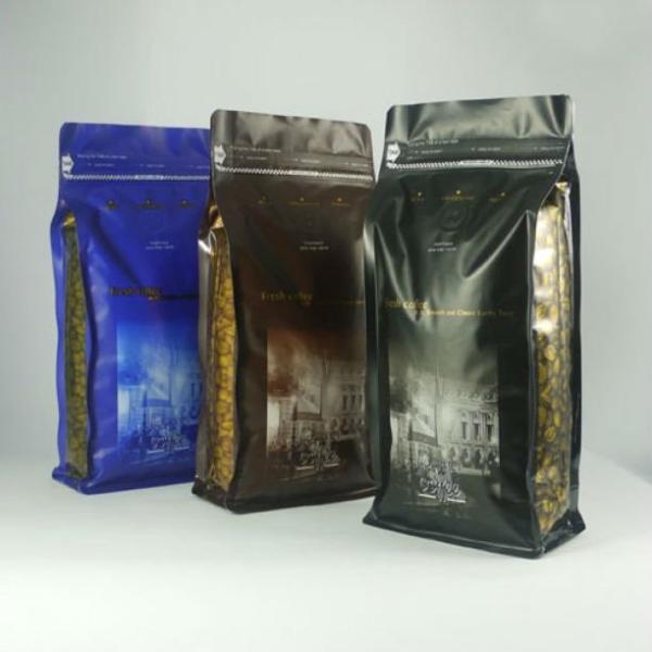 Flat Bottom Matte Finish Aluminium Foil Pouch , Silver Tin Tie Coffee Packaging