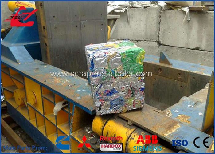 Waste Beverage Cans Hydraulic Scrap Metal Baler With Hand Valve Control