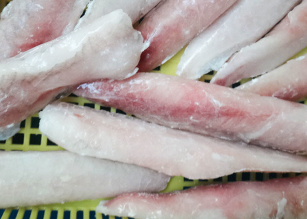 Natural Color Frozen Monkfish Tail 10 Kg Net Weight 150g - 200g Size