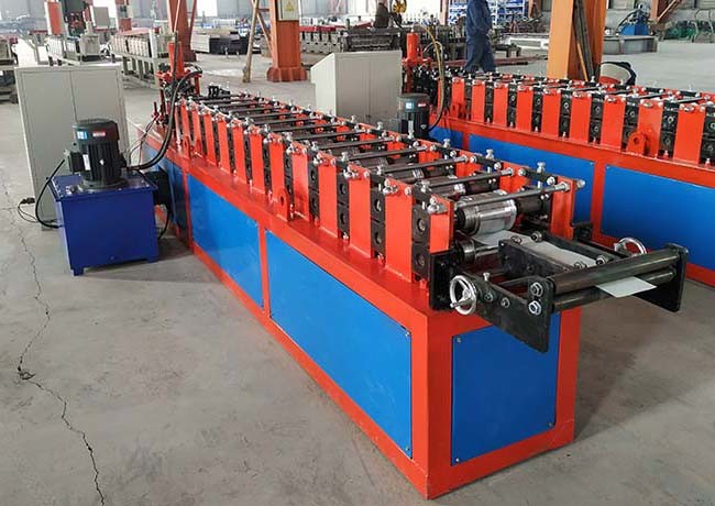 High Efficiency Roller Shutter Door Roll Forming Machine Cutter Material Cr12 Heat Treatment