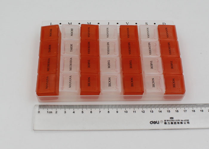 Food Safe Standard Small Plastic Pill Containers For Elderly With Logo Printing