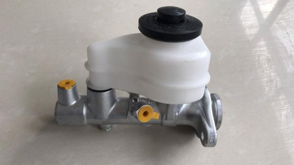 47201-12550 47201-12050 Brake Master Cylinder 47201-12550 Fit FITS TOYOTA