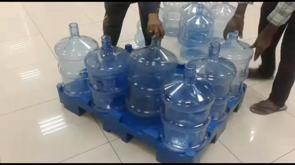 Best quality heavy duty and high density pallet 5 gallon water bottle storage