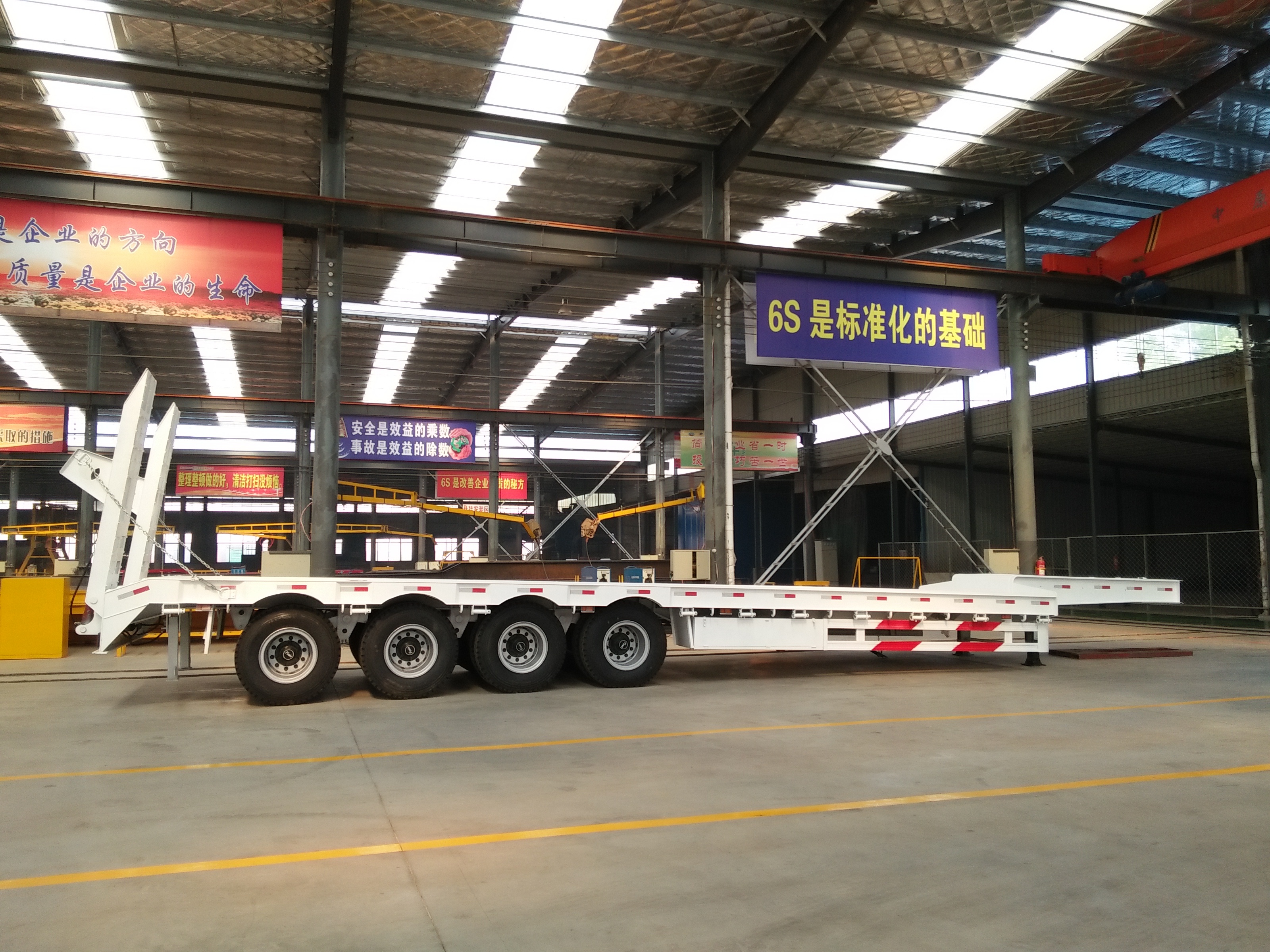 Hydraulic Multi Axle 35-100 Ton Bulk Cargo Carrier Lowboy Trailer Within Your Budget