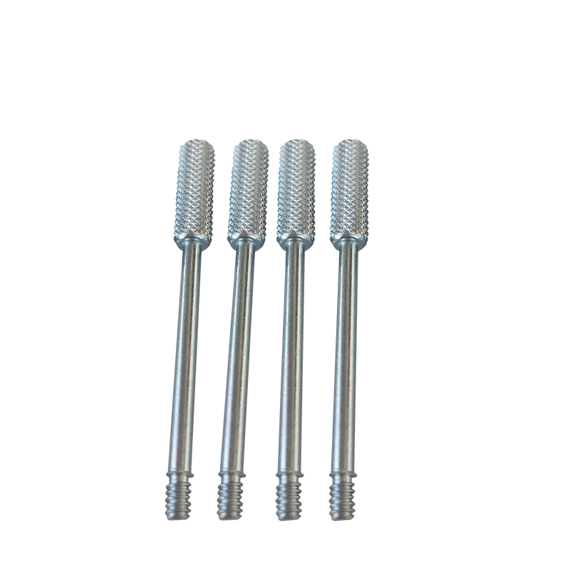 Hand tighten screws
