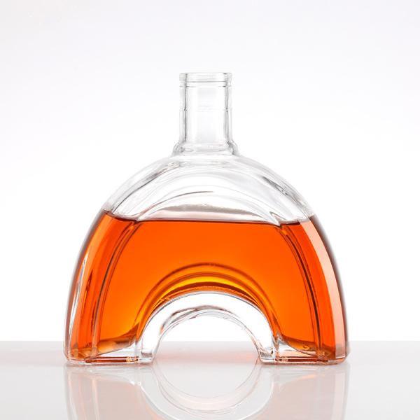 Arc Shape 750ml Luxury Glass Vodka Whisky Bottle for Customized Customer