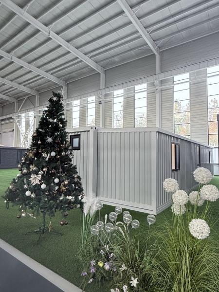 Galvanized Steel 40ft Expandable Container Home Two Bedroom Master Room With