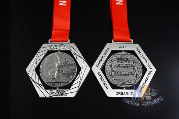 Spinning or Rotating Bespoke Metal Custom Sports Events Running Maration Medals,