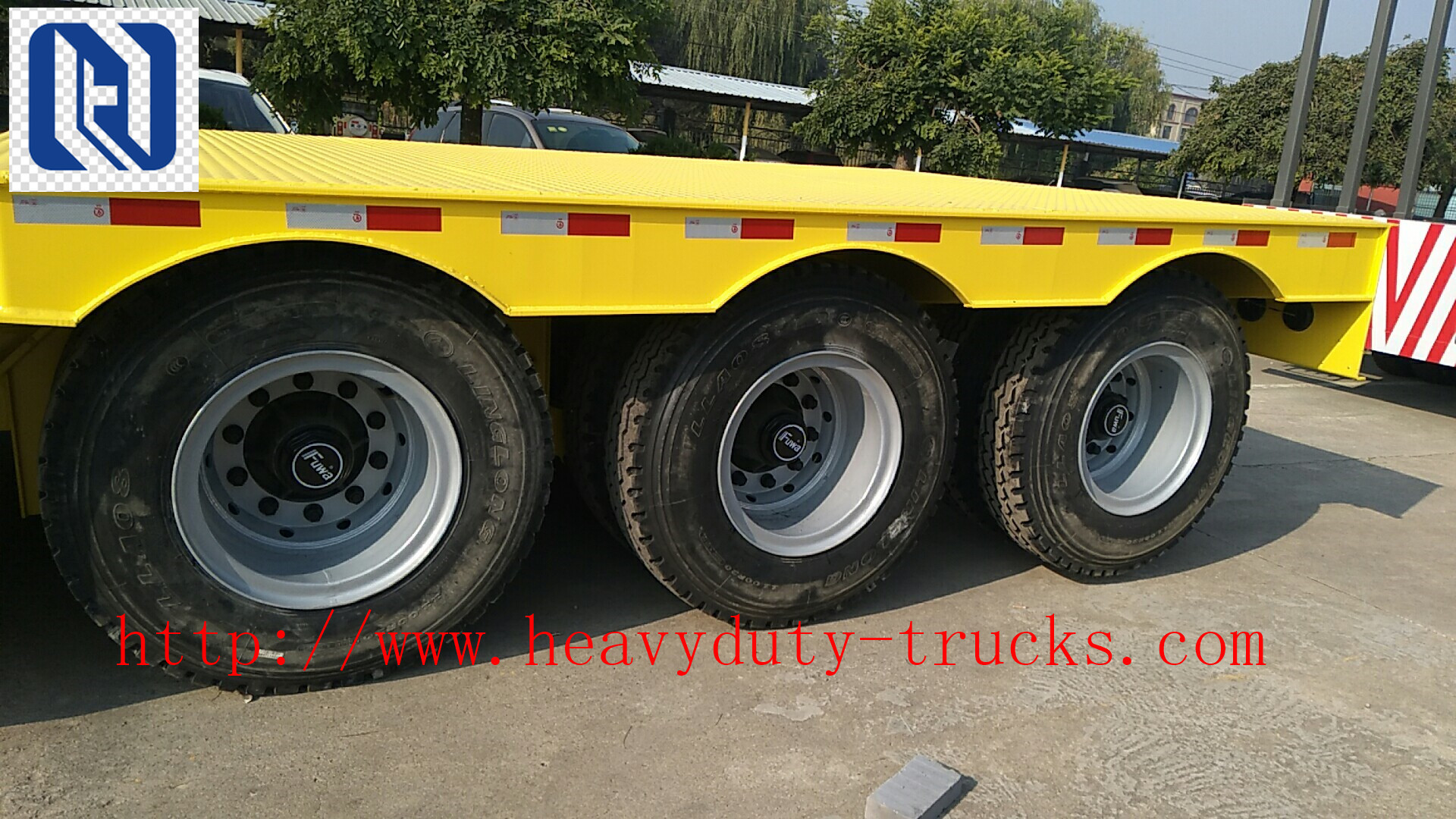 Utility Semi Trailer Trucks 8300mm X 2500mm X 1650mm 10.00R22.5 Tire