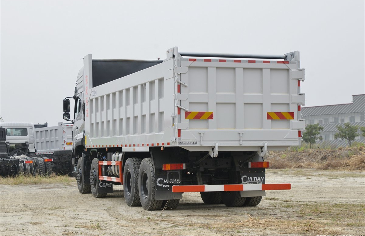 Dongfeng Commercial Vehicle Heavy Truck 600 Horsepower 8X4 8.2m High Top Dump Truck for Transporting Cargo Goods