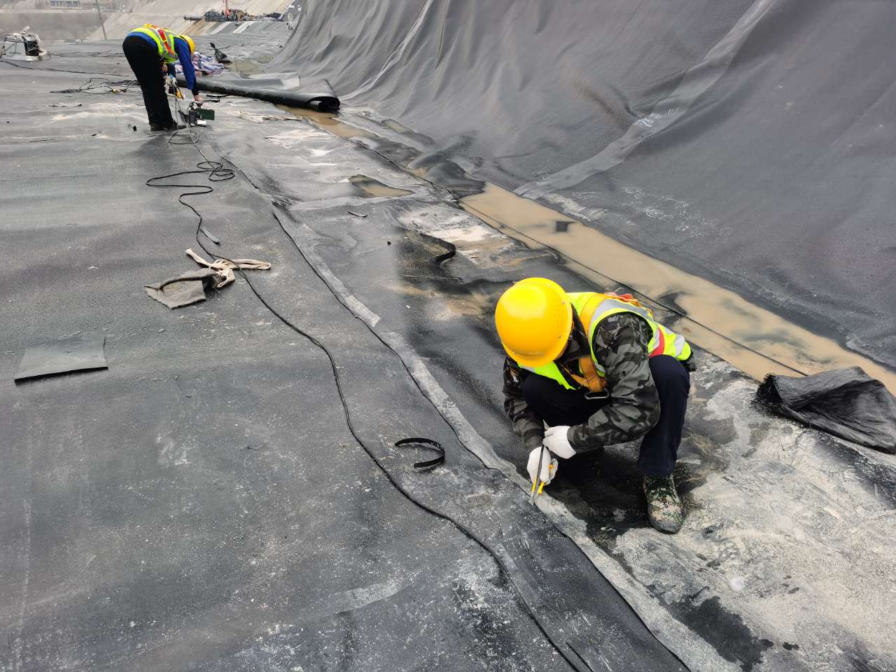 Contemporary 0.7mm 0.5mm 1mm Geomembranas Fish Farm Pond Liner Hdpe Geomembrane Sheet
