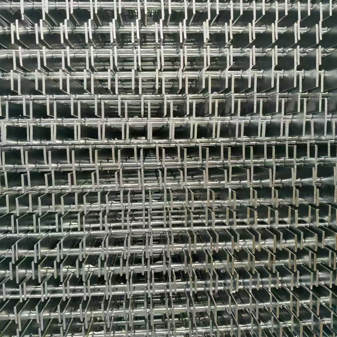 High Strength Non Slip Grating For Industrial Slippery Area Flooring