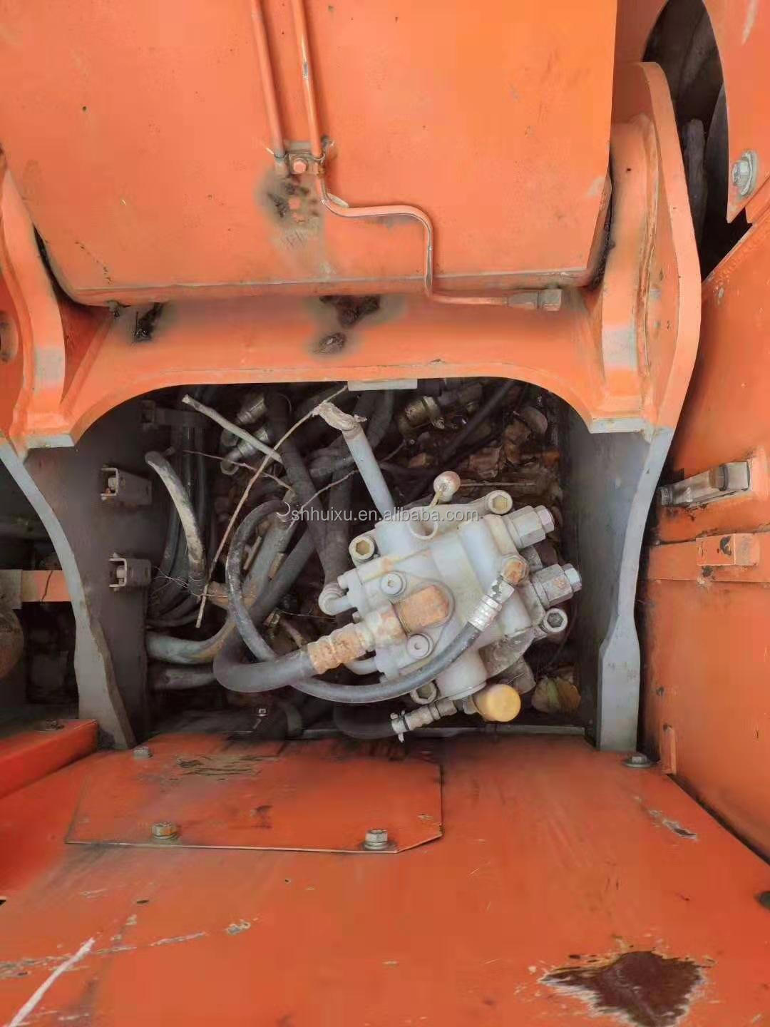 Hitachi in stock Hydraulic Crawler Excavator HITACHI 135 Second hand good condition/Used digging machine Japanese HITACHI 135 for sale