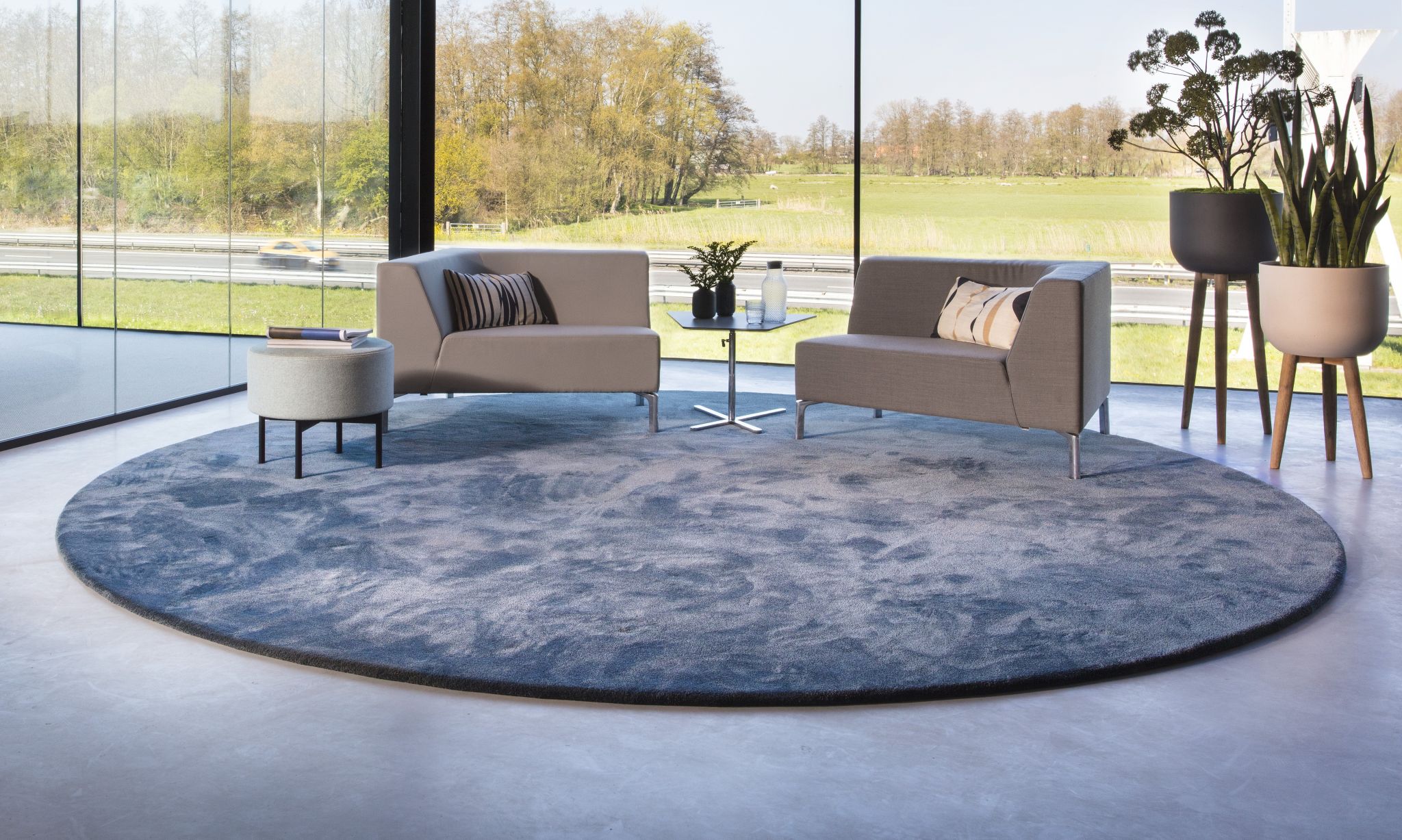 Zealand Wool and Silk Cut Pile Hand Tufted Carpet All-Season Handmade Rug for Living Room