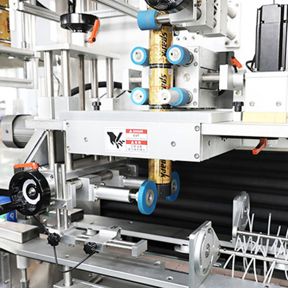 Automatic Round Bottle Labeling Machine 110V PVC Shrink Sleeve Film