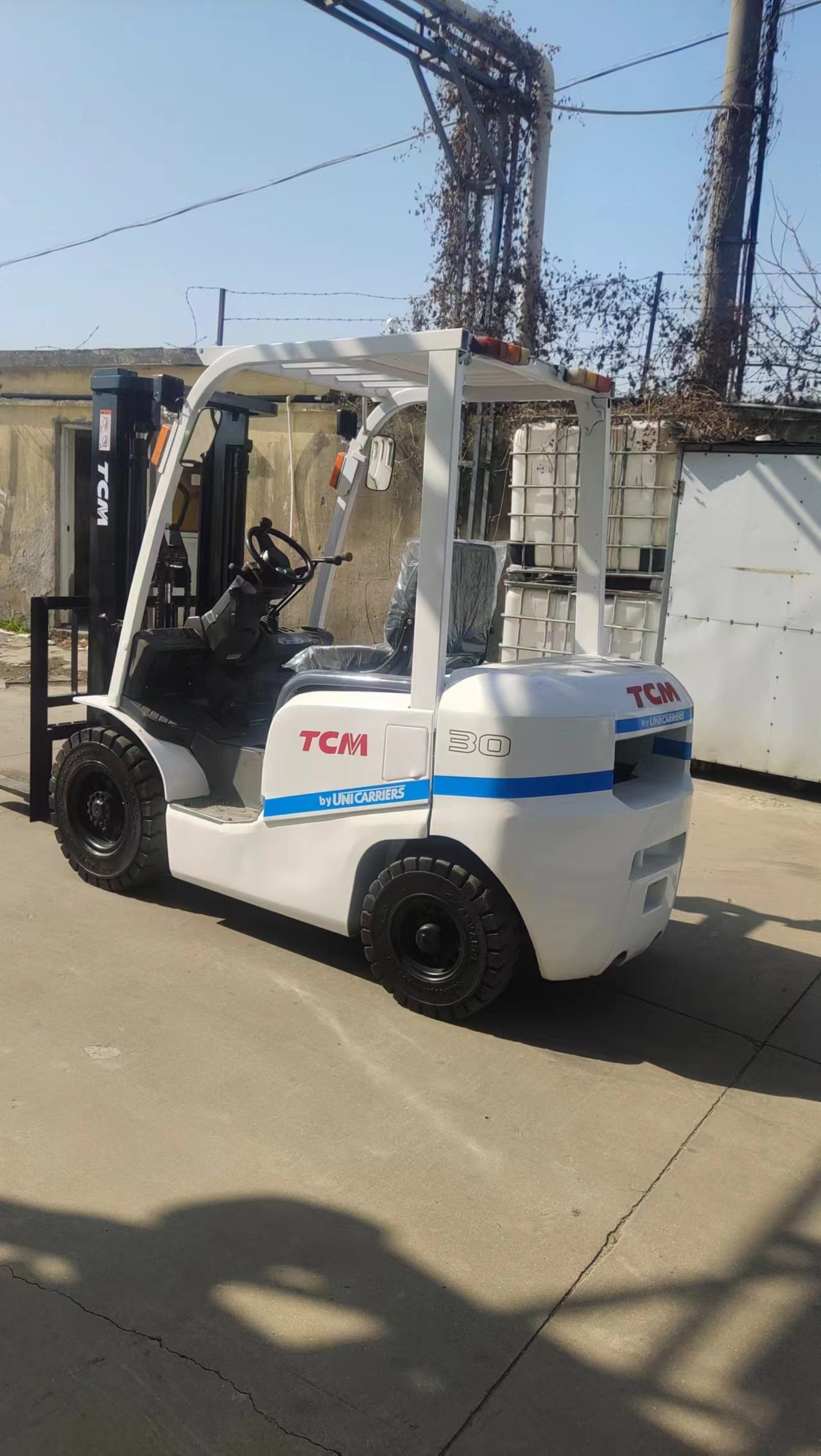 TCM 30 3 Tons Used Diesel Forklift 3 Meters Diesel Loading Machine High Efficiency