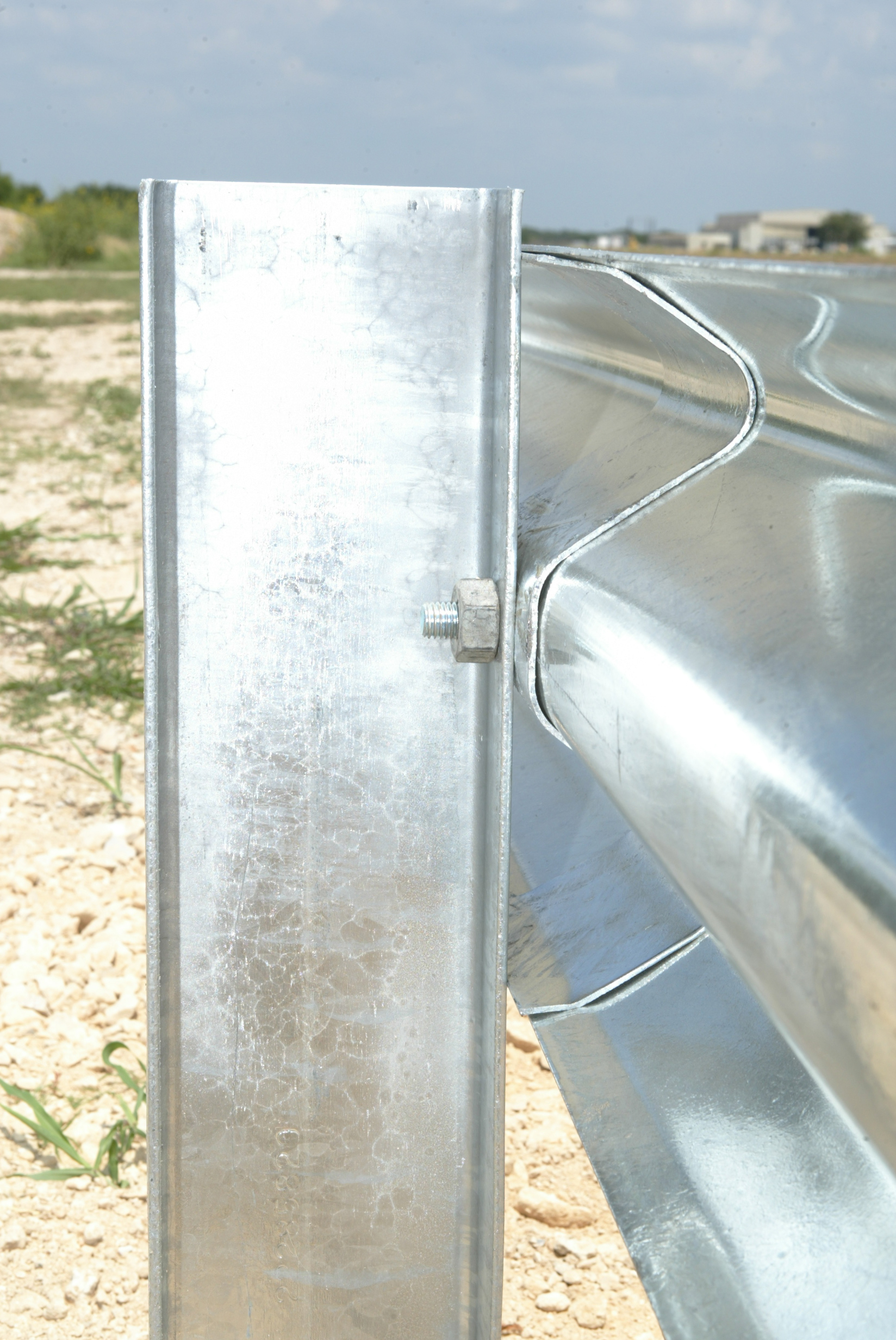 Road Traffic Safety Hot Dipped Galvanized U Posts for Crowd Control Barrier Fence