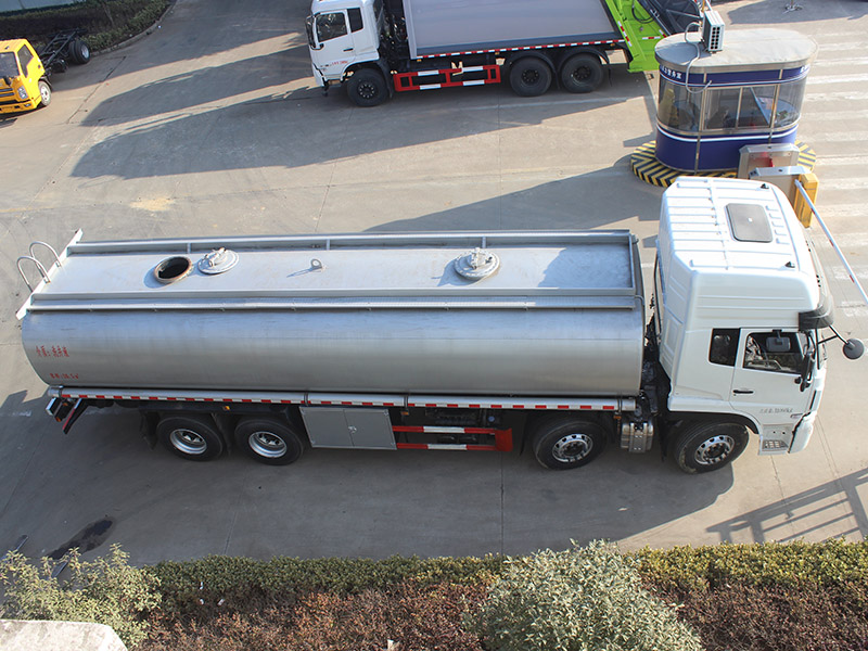 Dong Feng Huge Capacity 31cubic Meter Liquid Loaded Vehicle