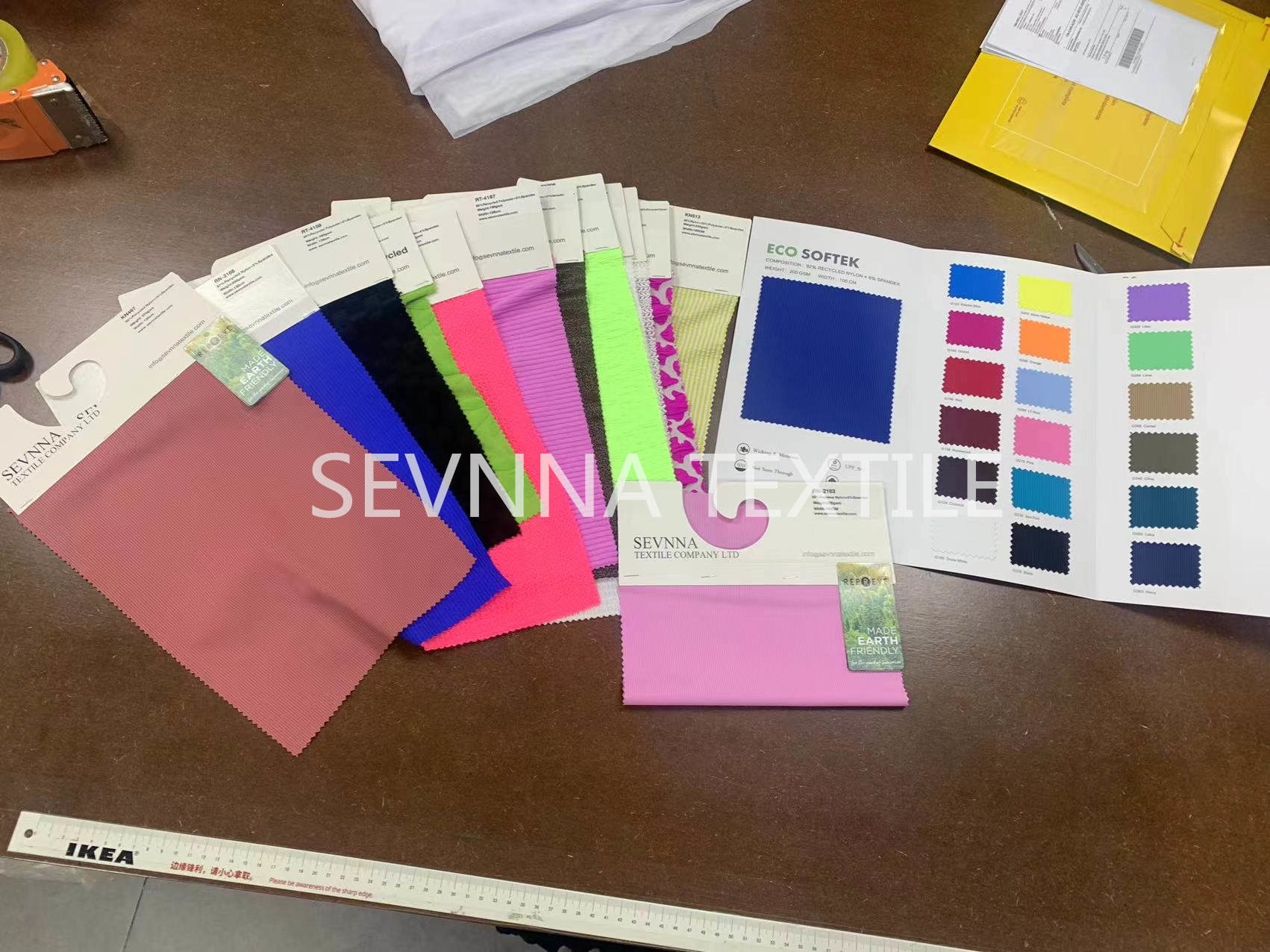 Medium Weight Spandex Polyester Recycled Swimwear Fabric Moisture Wicking