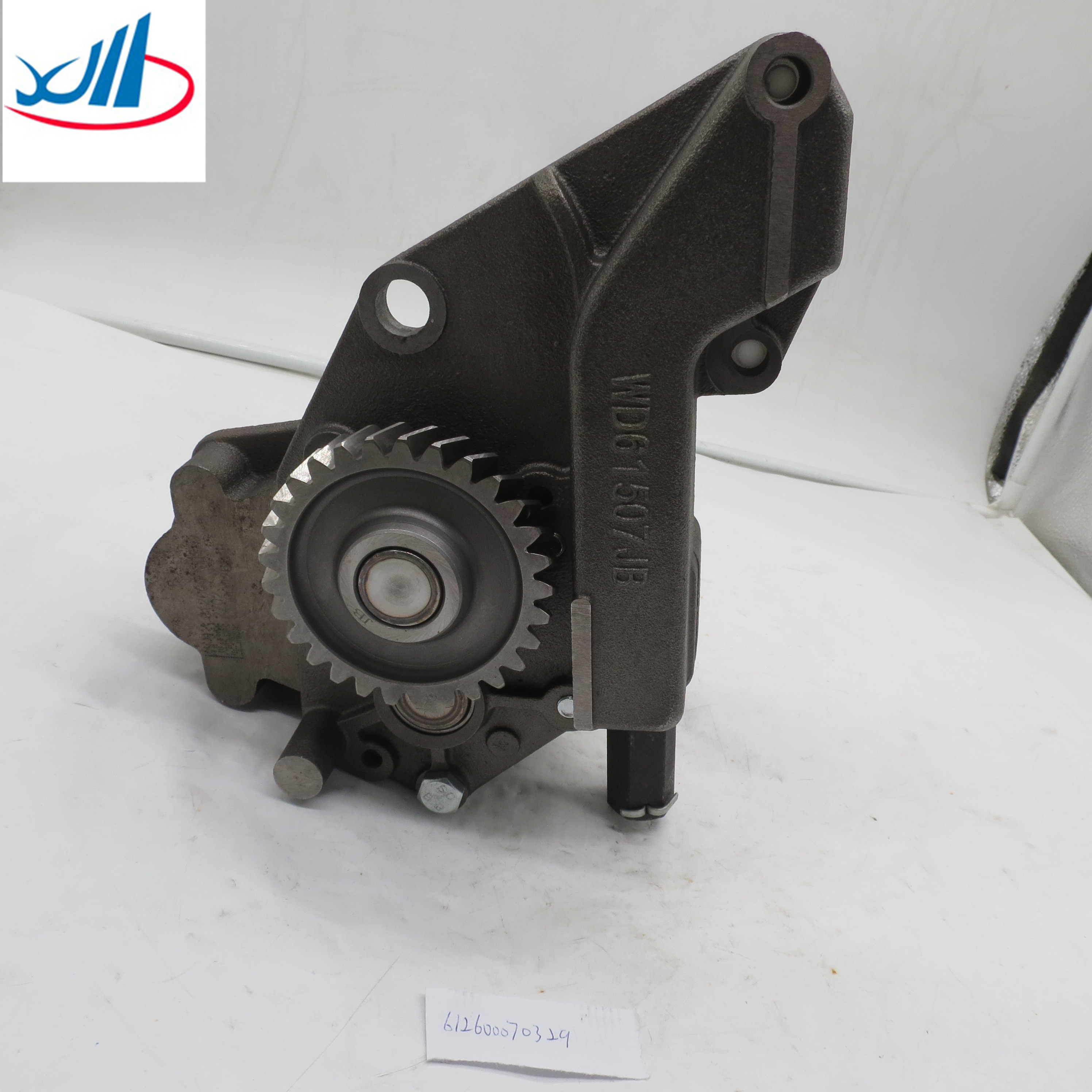 High Quality Yutong Bus Parts Oil Pump Assembly 612600070329