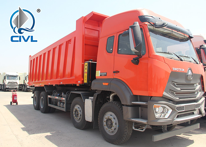 Sinotruck Howo 8x4 Dump Trucks Front Lift Loading 30cbm 40t ZZ3317N3267D1 336hp / 371hp