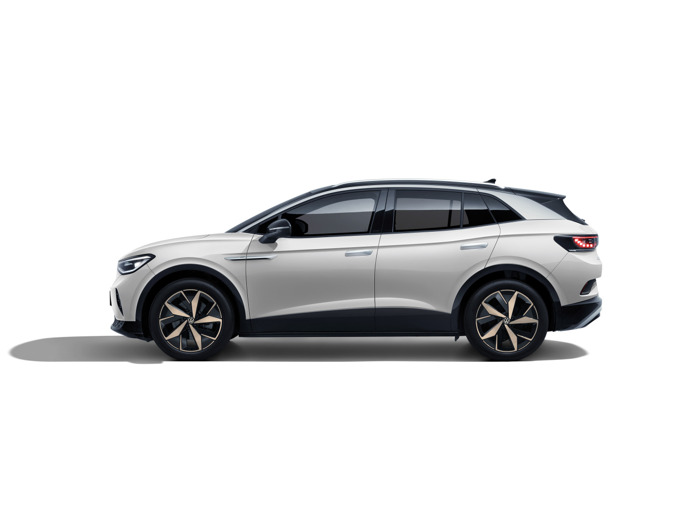 5 Seater SUV EV Cars Compact 160km/H Adult Mini Electric Car