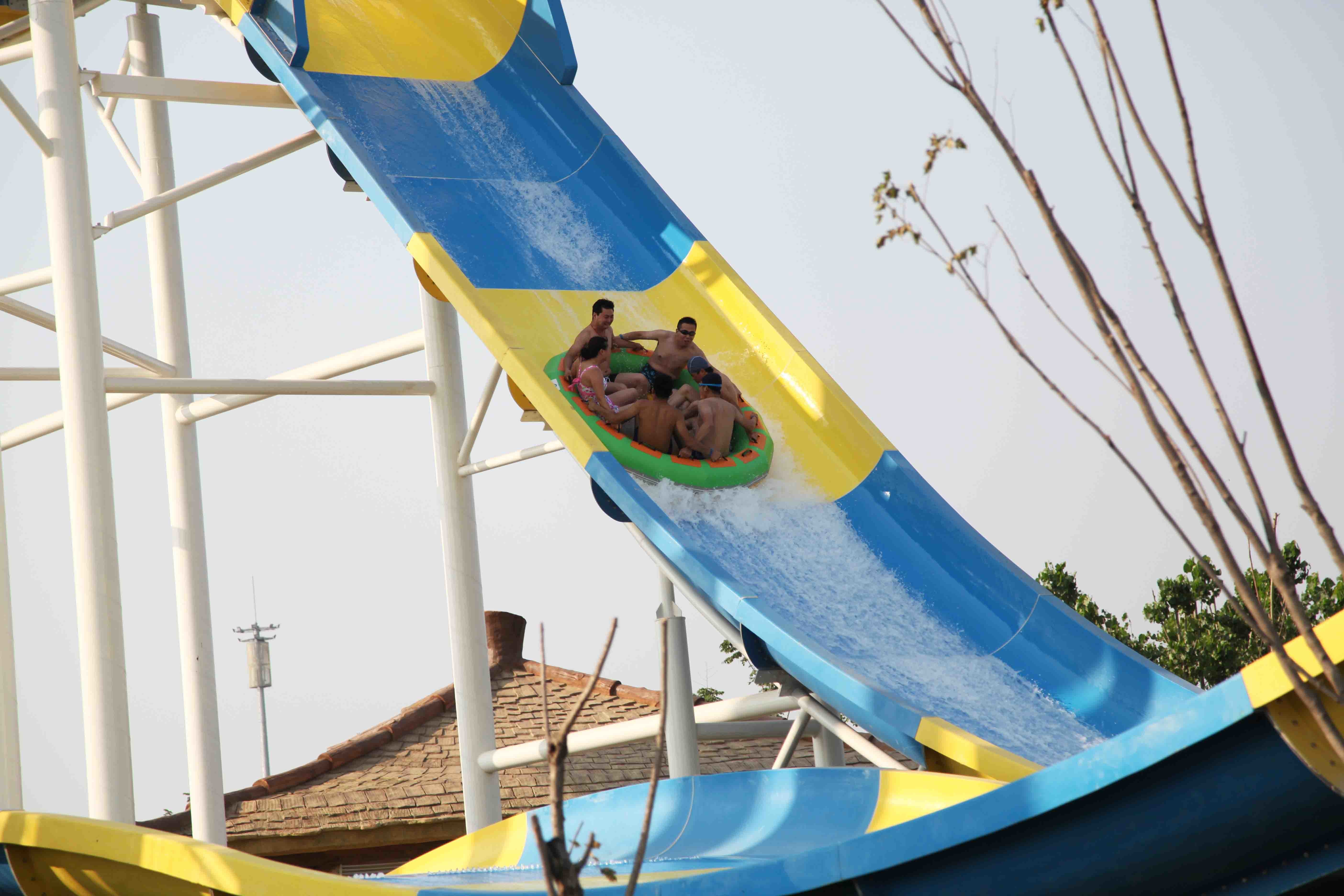 Galvanized Carbon Steel Aqua Slides for Waterpark Project , Pool Water Slide