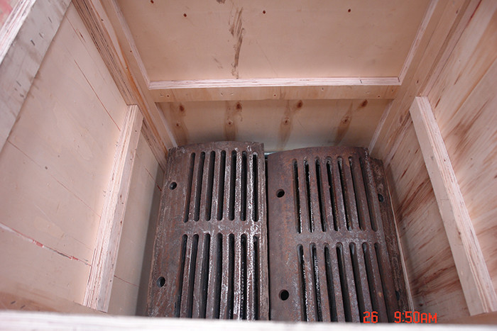132kw Coarse Hammer Crusher With Low Moisture Content Clay Brick Maker Machine