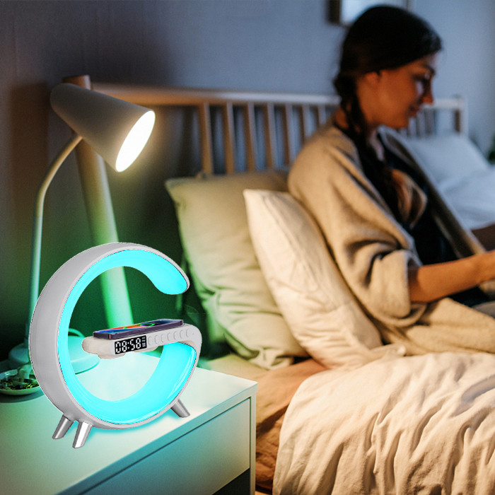High Sound Quality G Speaker Lamp with Timer Setting and Options of Large and Small Sizes