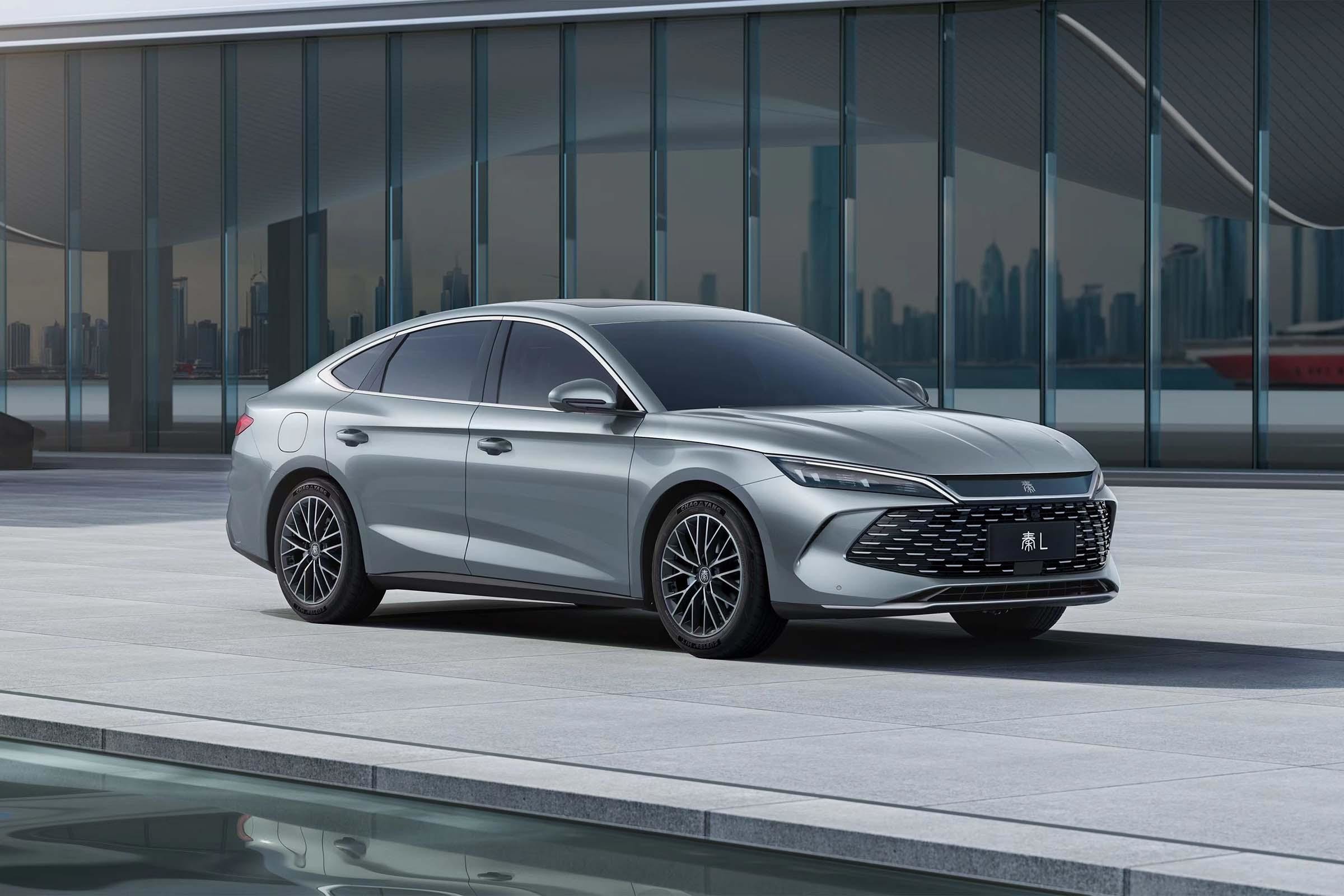 BYD Qin L Dm-I Hybrid EV Car AWD New Energy Electric Car