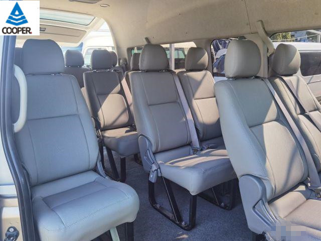 2010 Year 13 Seats Gasoline Toyota Hiace Used Mini Bus