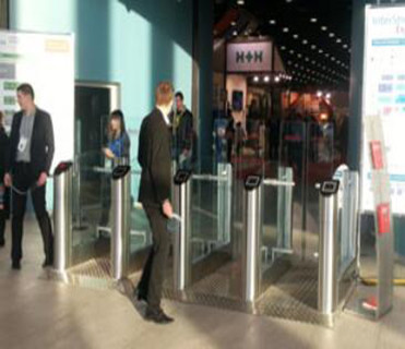 High Speed Kiosk Passport Reader with 500 DPI Resolution and Built-In Scanner