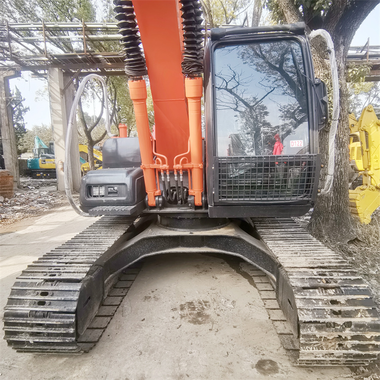Good Condition Hitachi ZX130-6 Used Crawler Excavator in Japan with 3500 Working Hours