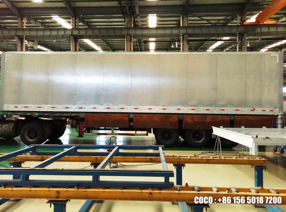 Steel Semi-Trailer 40ft 45ft Curtain Side Truck Trailers for Russia Market Van Type