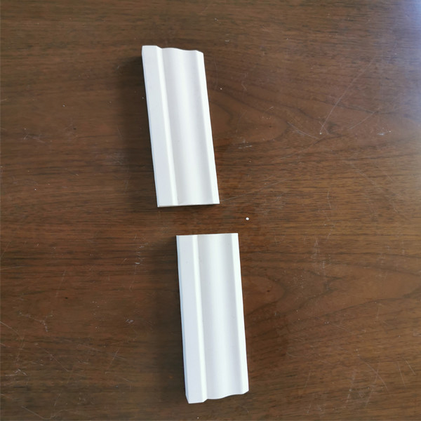 Radiata Pine Decorative Casing Molding 12% Moisture Content SGS