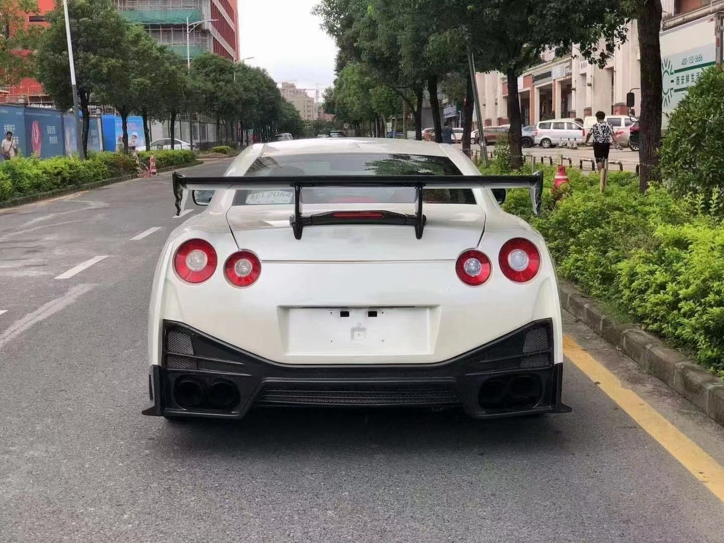 200MM Nissan Gtr Body Kit 2008 - 2020 Nissan Front Bumper Bumper Machine Cover Spoiler