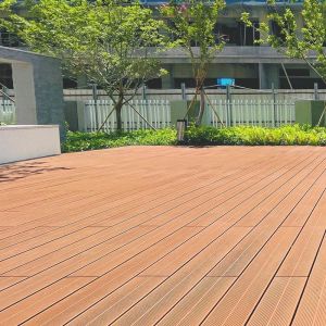 China Fireproof WPC Outdoor Decking Floor WPC Decking Fence Panels on sale