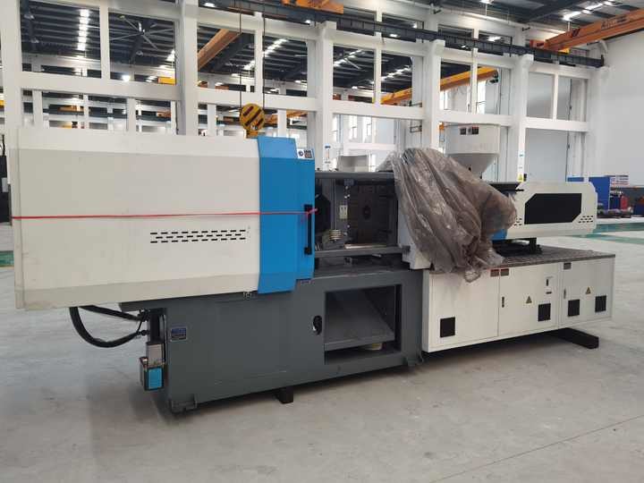 Horizontal Full Automatic Plastic Injection Molding Moulding Machine High Safety Level