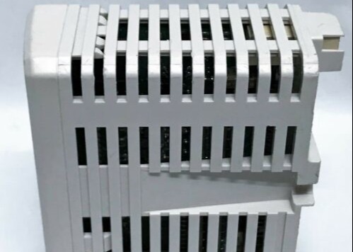 3BSE008552R1 DI811 Digital Input 48V 16 ch, 11 kO, Groupwise isolated from ground, 2 groups with 8 channels new original