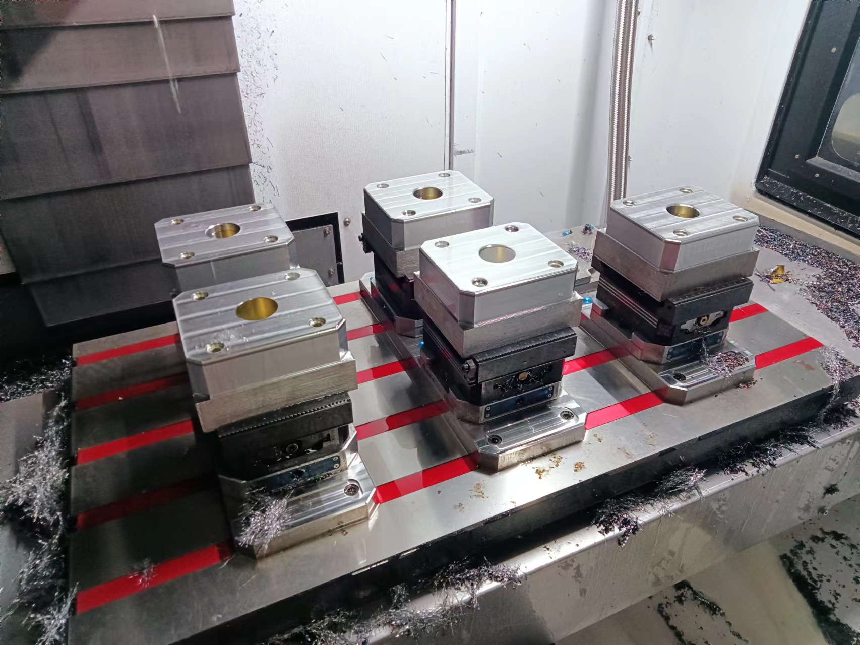 Manual 3 / 5 Axis Milling Vise Aluminum Jaws 75Nm Maximum Torque