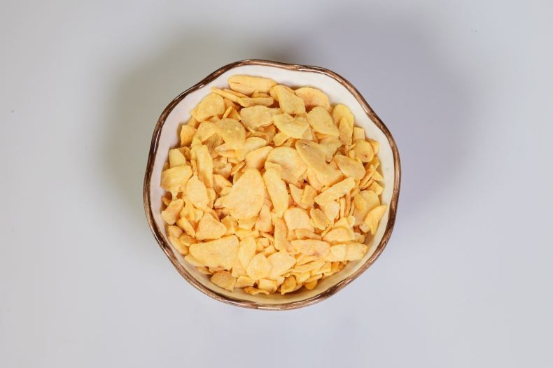 Natural Dried Healthy Yellowish Fried Garlic Flakes