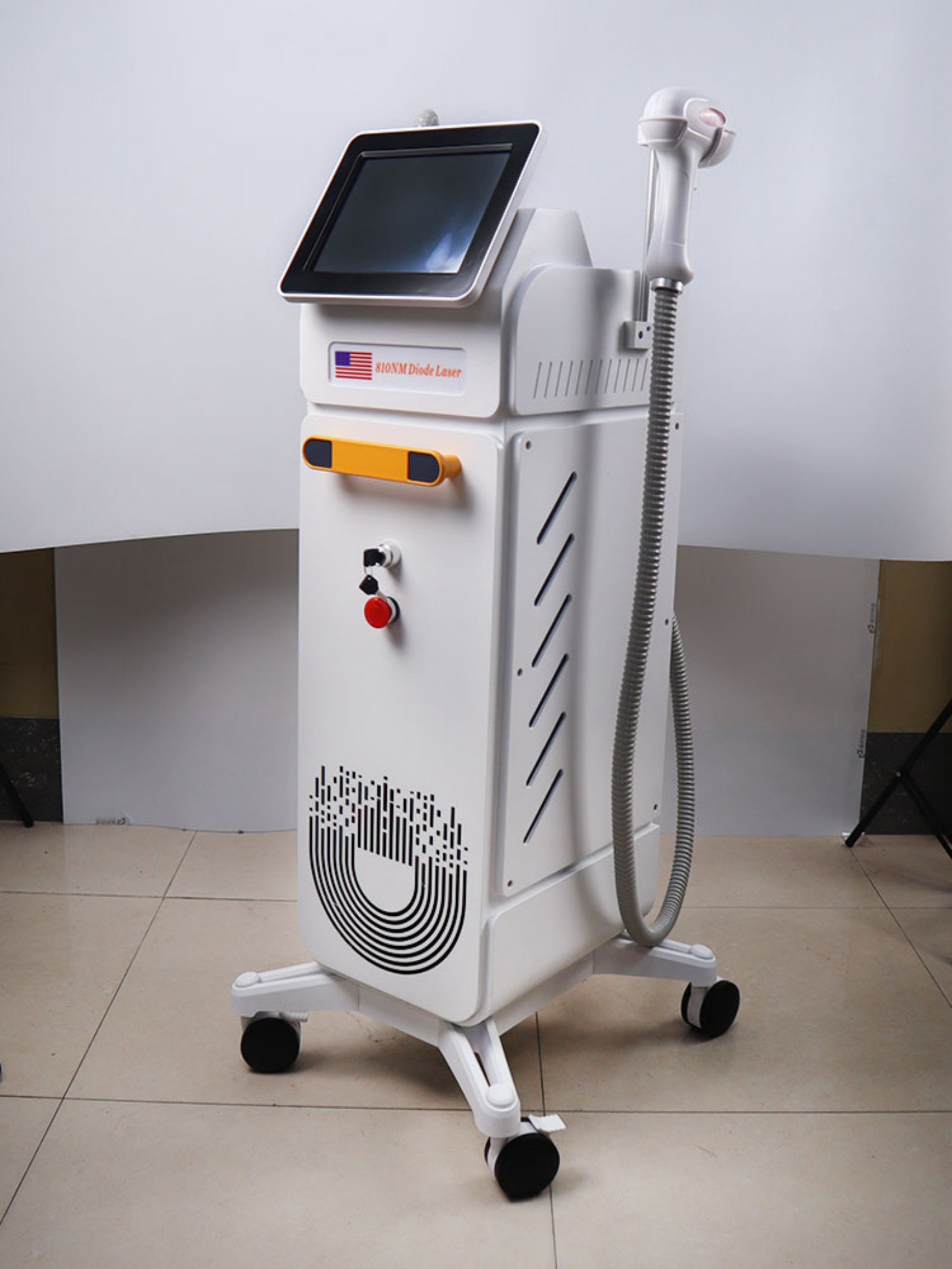 808nm Nd Yag Laser Machine , 2 In 1 Skin Rejuvenation Picosecond Laser Machine