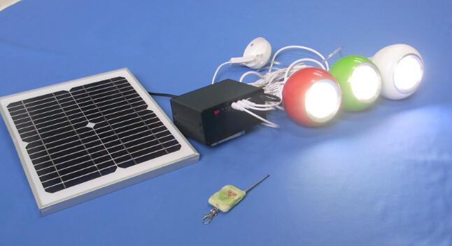 portable solar power system lithium battery for home lighting and mobile charging CE