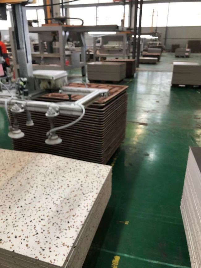 4.5 Mm SPC Embossed Flooring Click Plank Anti Scratch Waterproof