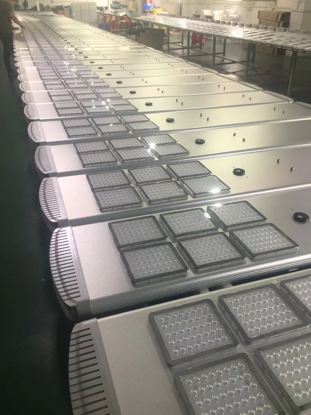 100W power solar street light